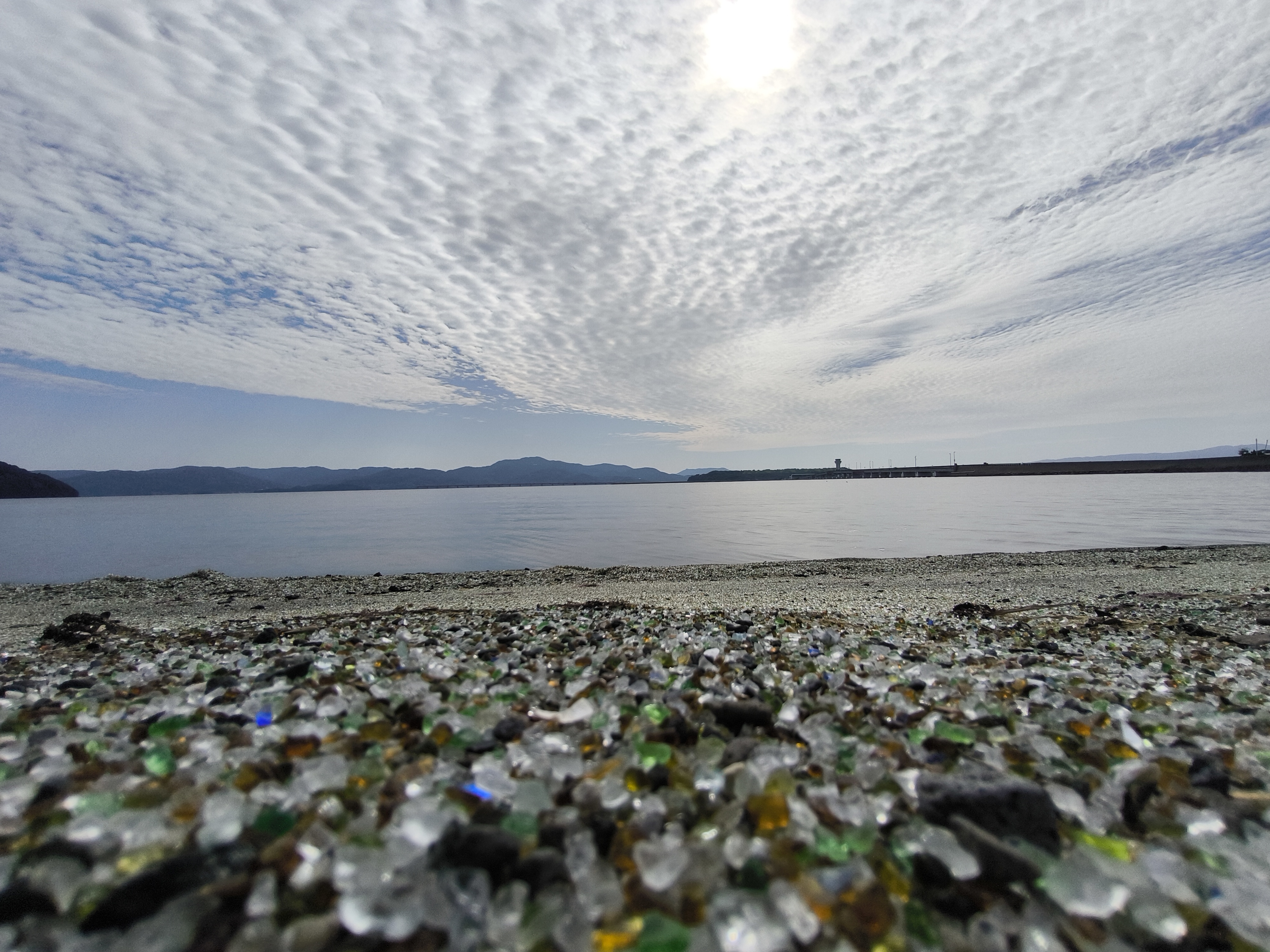 ガラスの砂浜写真.jpg