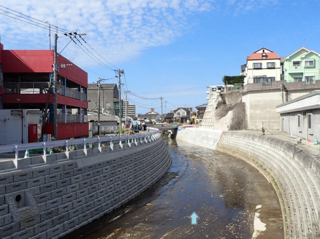 長坂橋より下流方向（改修後）