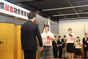 賞状受取(1)_R