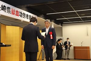 賞状受取(2)_R