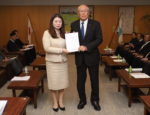 01　町村議会_R